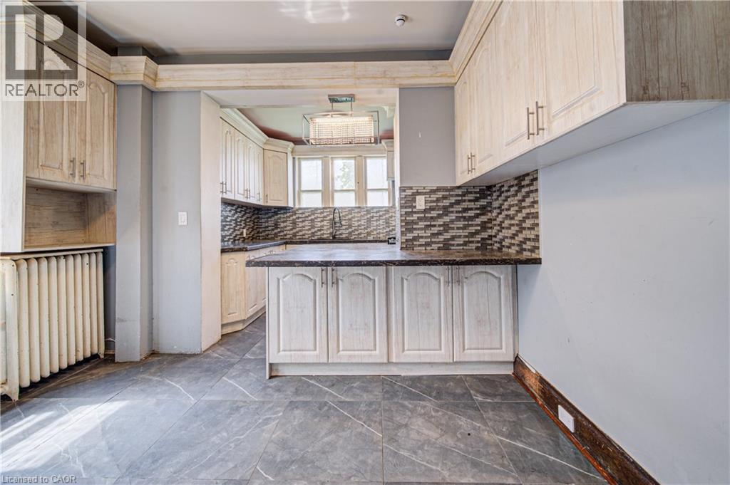 59 Irvin Street, Kitchener, ON - Indoor