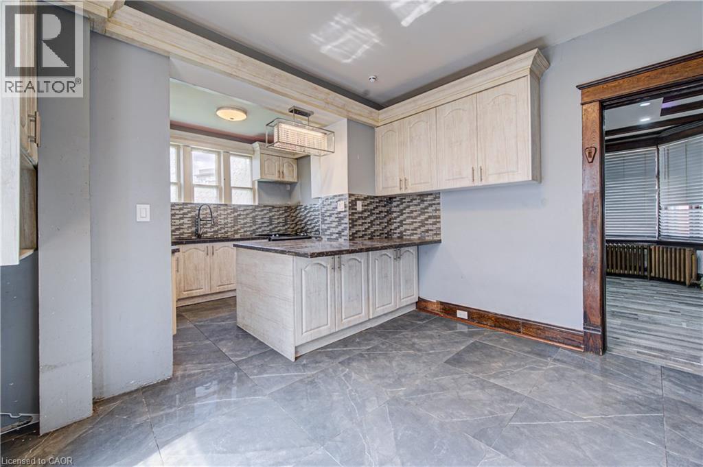 59 Irvin Street, Kitchener, ON - Indoor