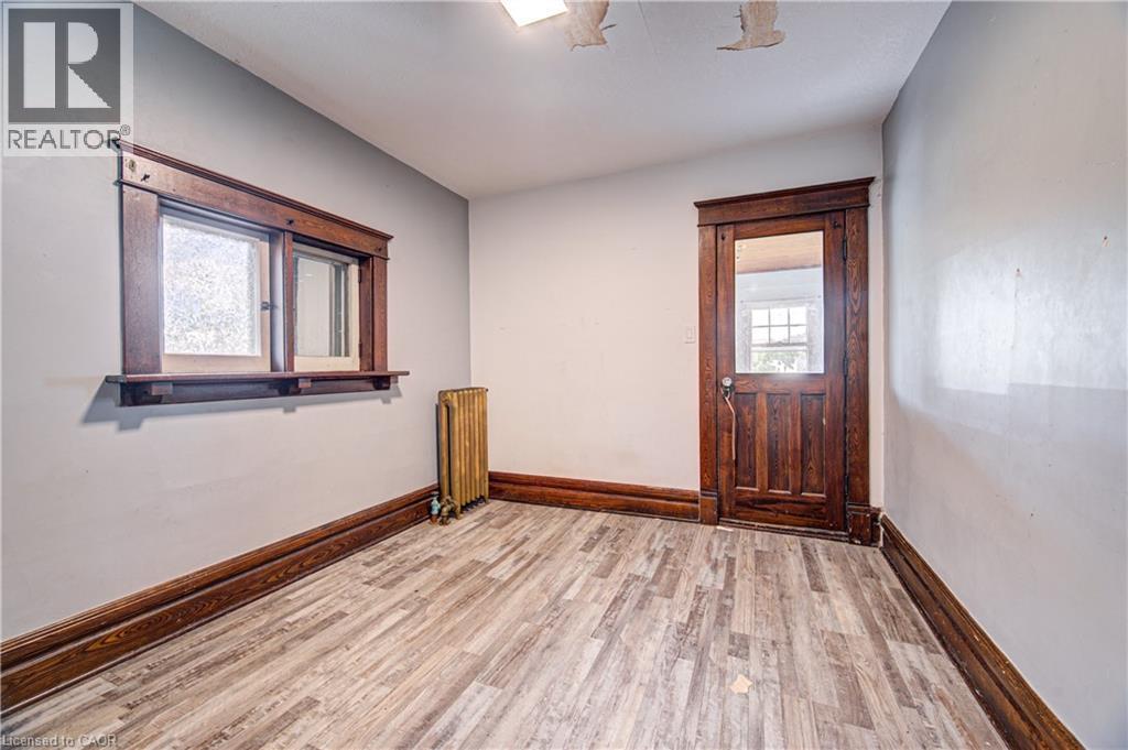 59 Irvin Street, Kitchener, ON - Indoor Photo Showing Other Room