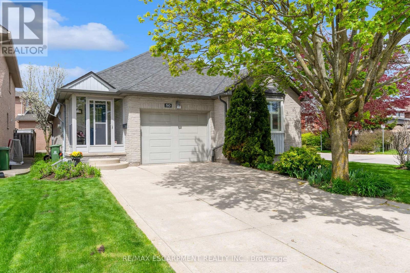 50 Spadara Drive, Hamilton, ON