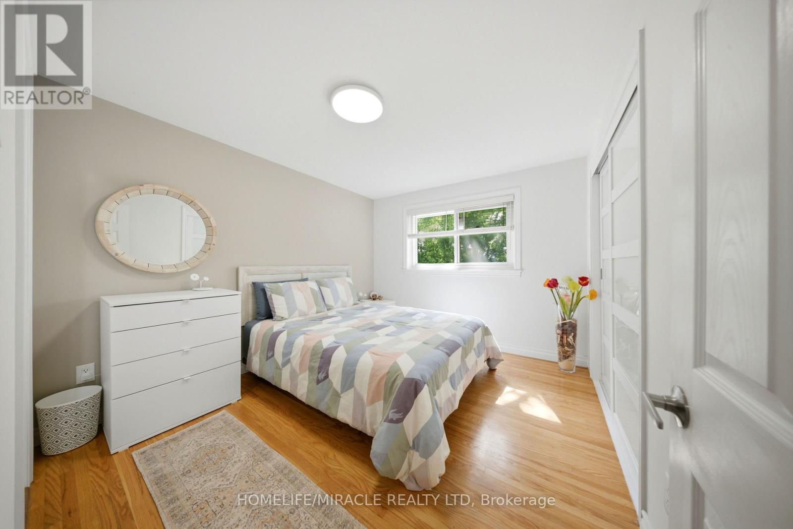 1612 Wavell Crescent, Mississauga, ON