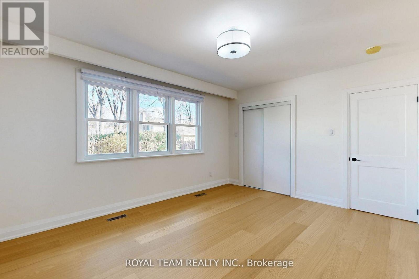 37 Markland Drive, Toronto, ON