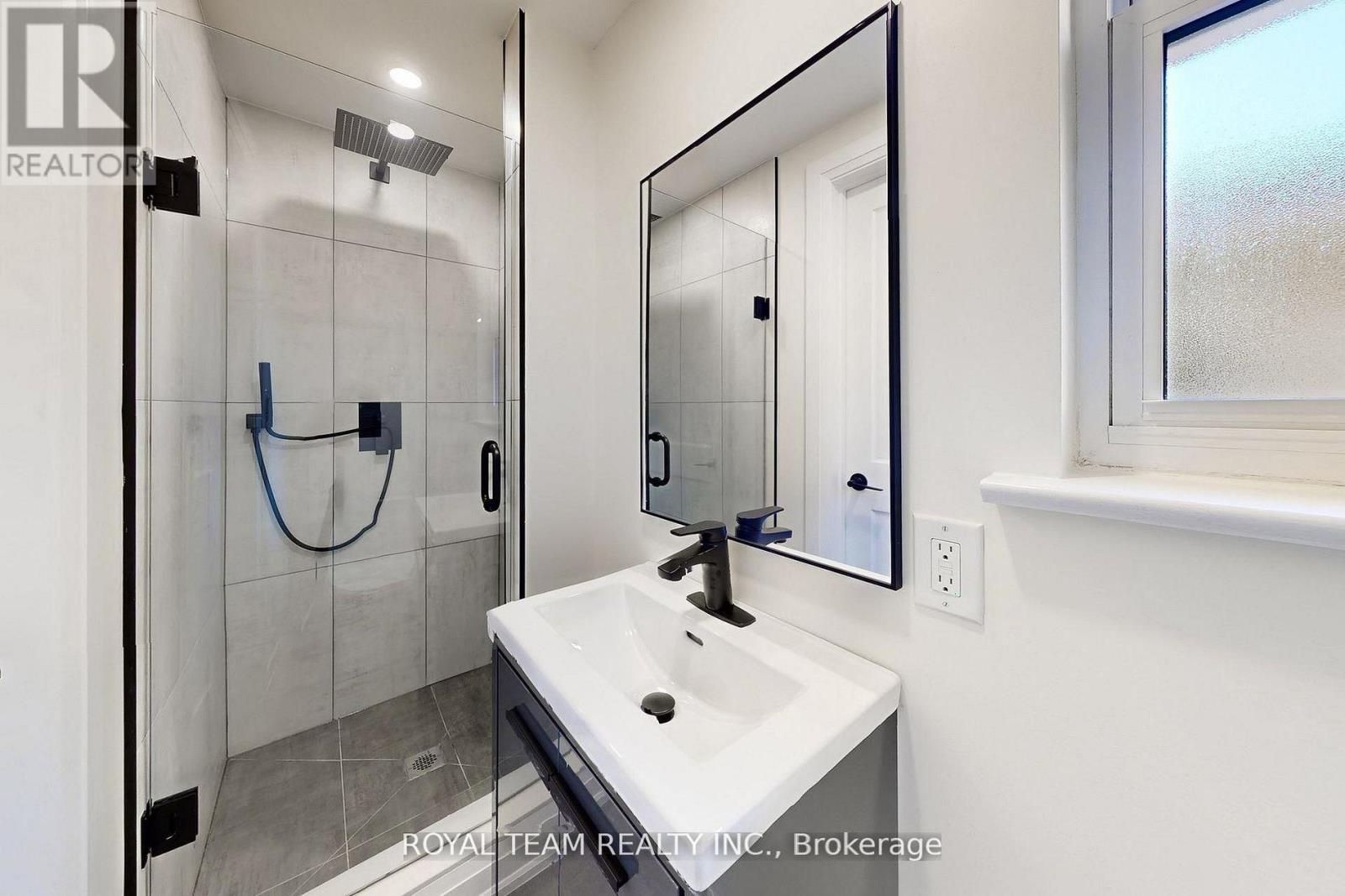 37 Markland Drive, Toronto, ON