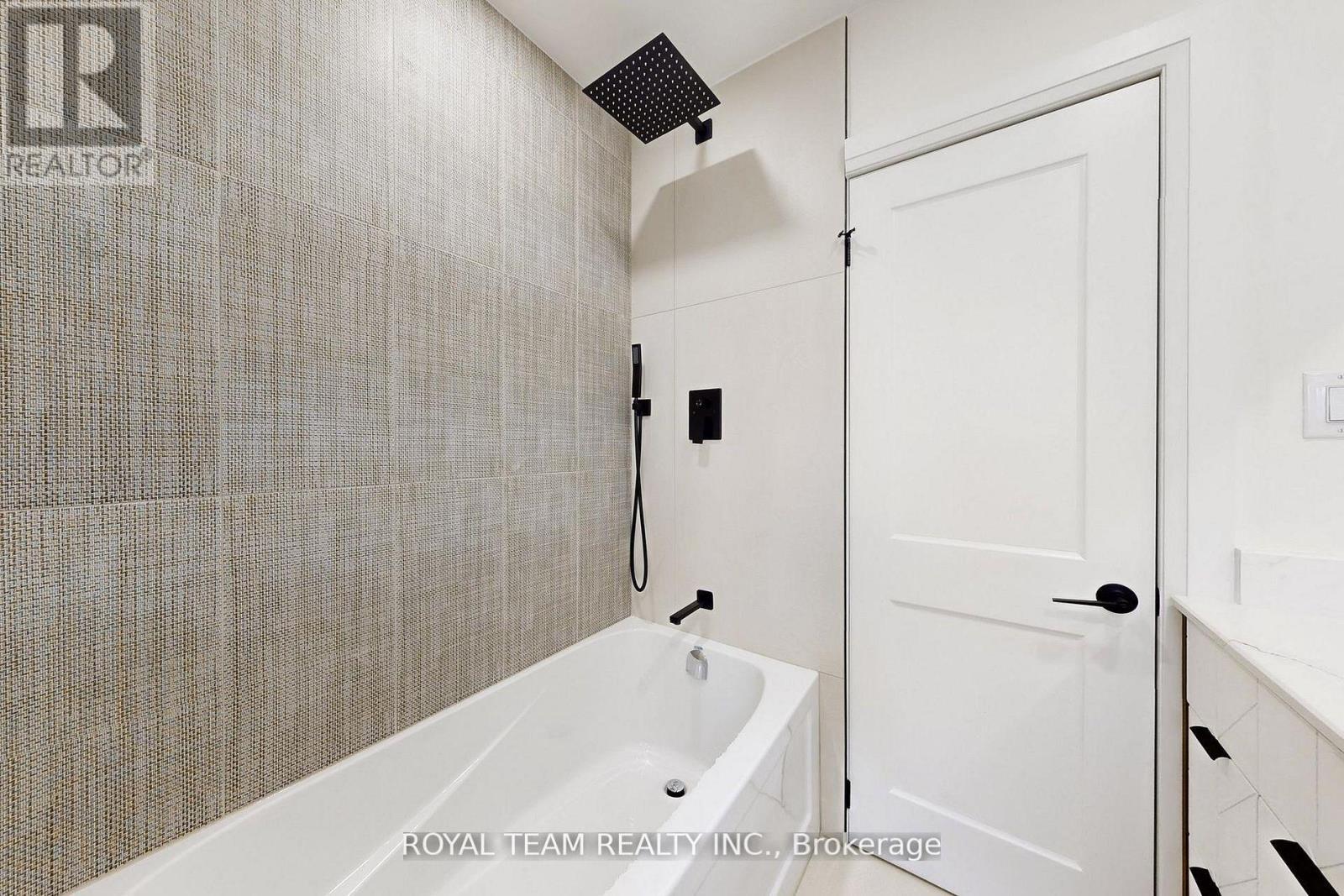37 Markland Drive, Toronto, ON