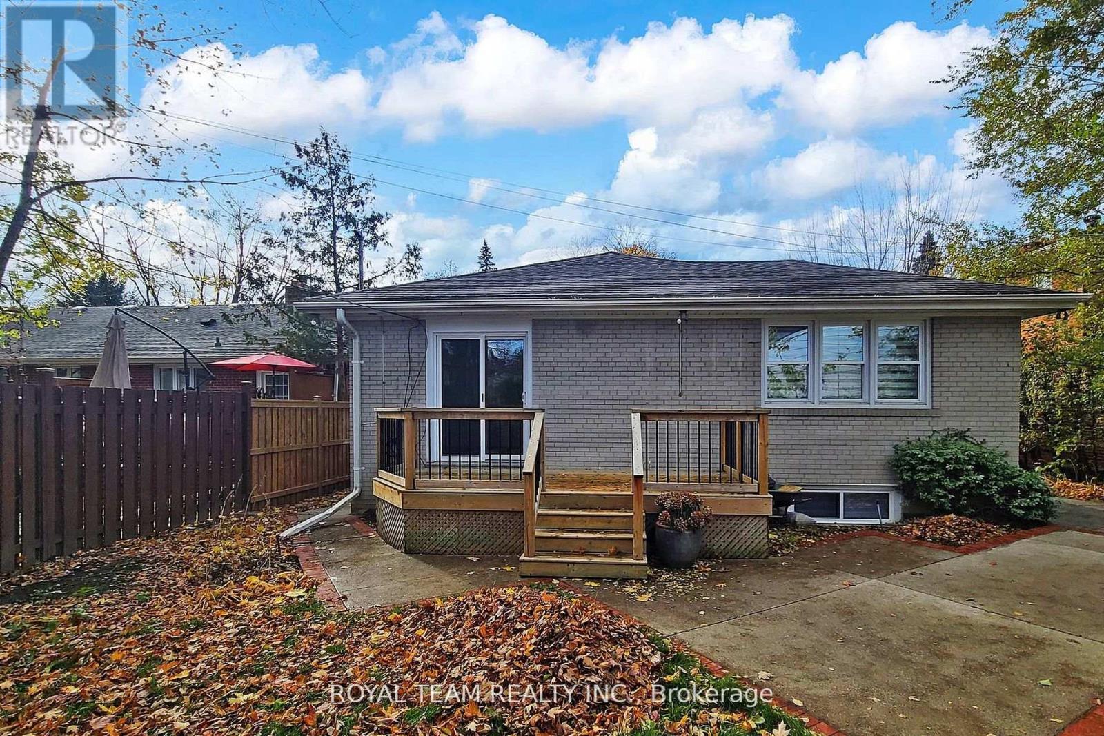 37 Markland Drive, Toronto, ON