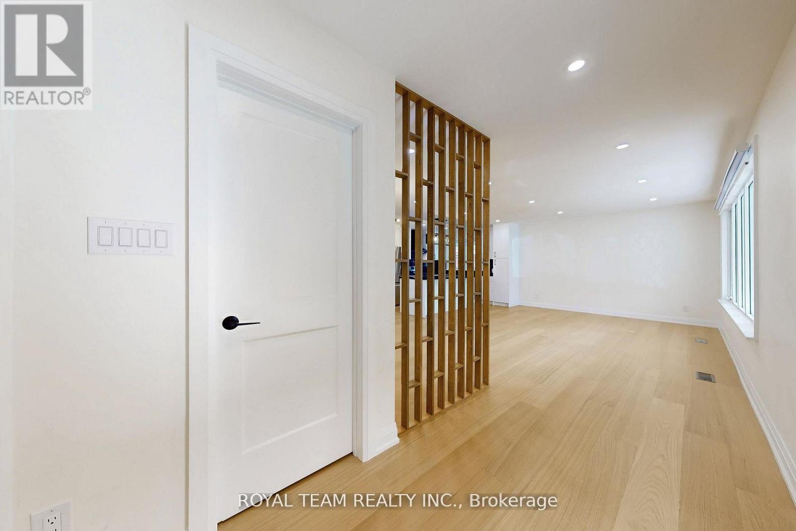37 Markland Drive, Toronto, ON
