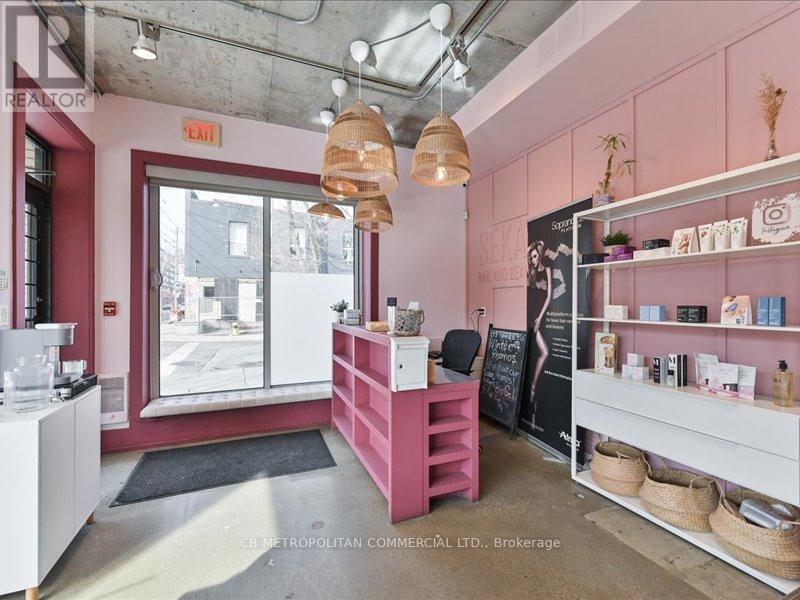 968 Queen Street W, Toronto, ON