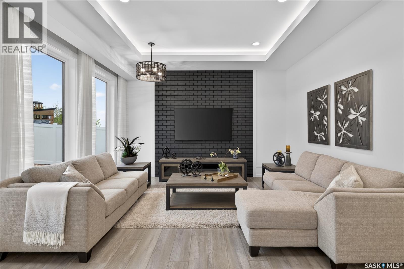 428 Woolf Bend, Saskatoon, SK