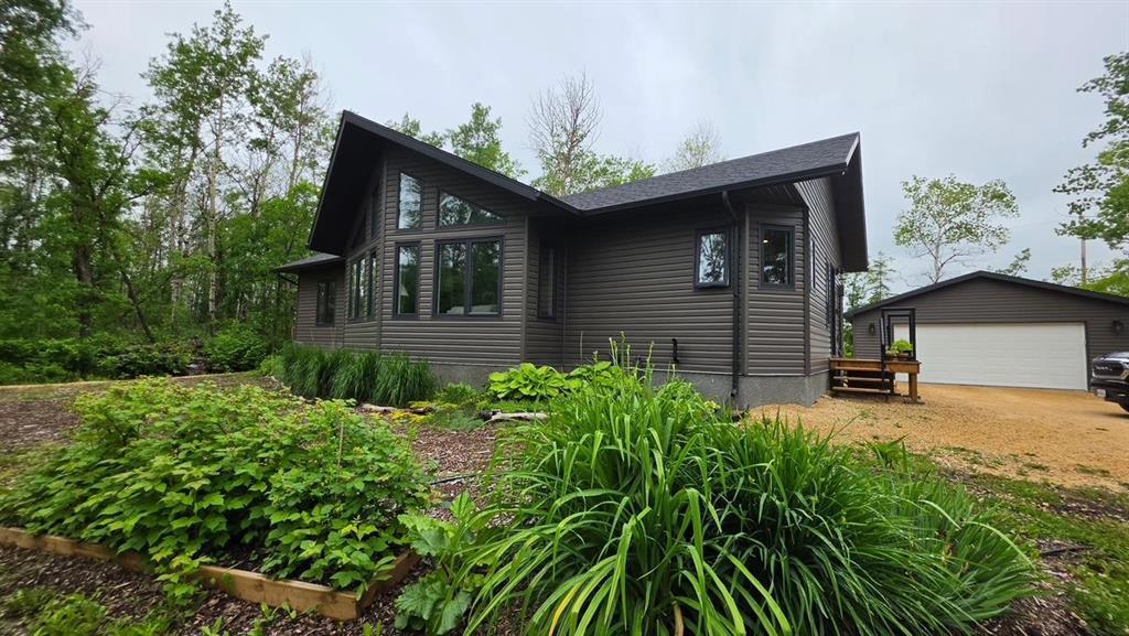 7 Dalvik Road, Gimli Rm, MB