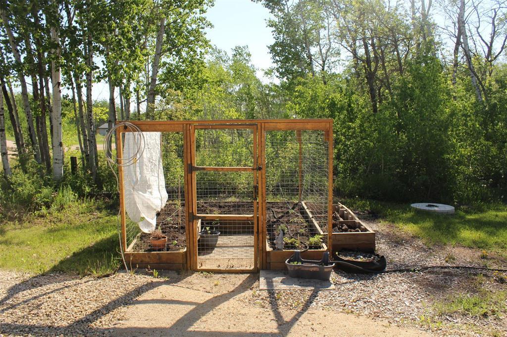 Garden space. - 7 Dalvik Road, Gimli Rm, MB