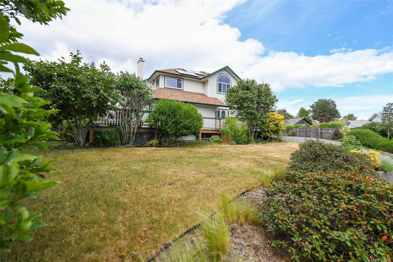 2112 Stellar Crt, Comox, BC