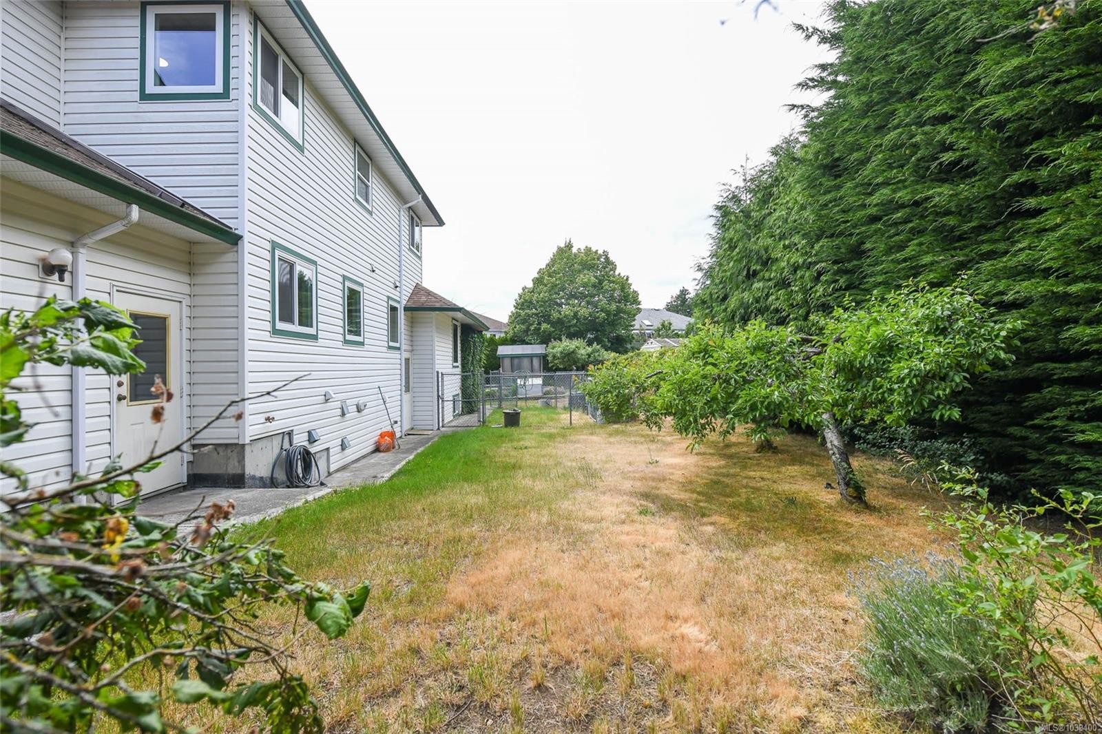 2112 Stellar Crt, Comox, BC