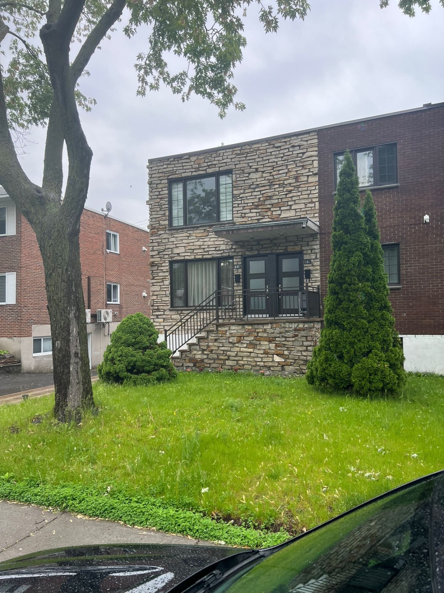 Exterior - 297 Rue Varry, Montréal (Saint-Laurent), QC