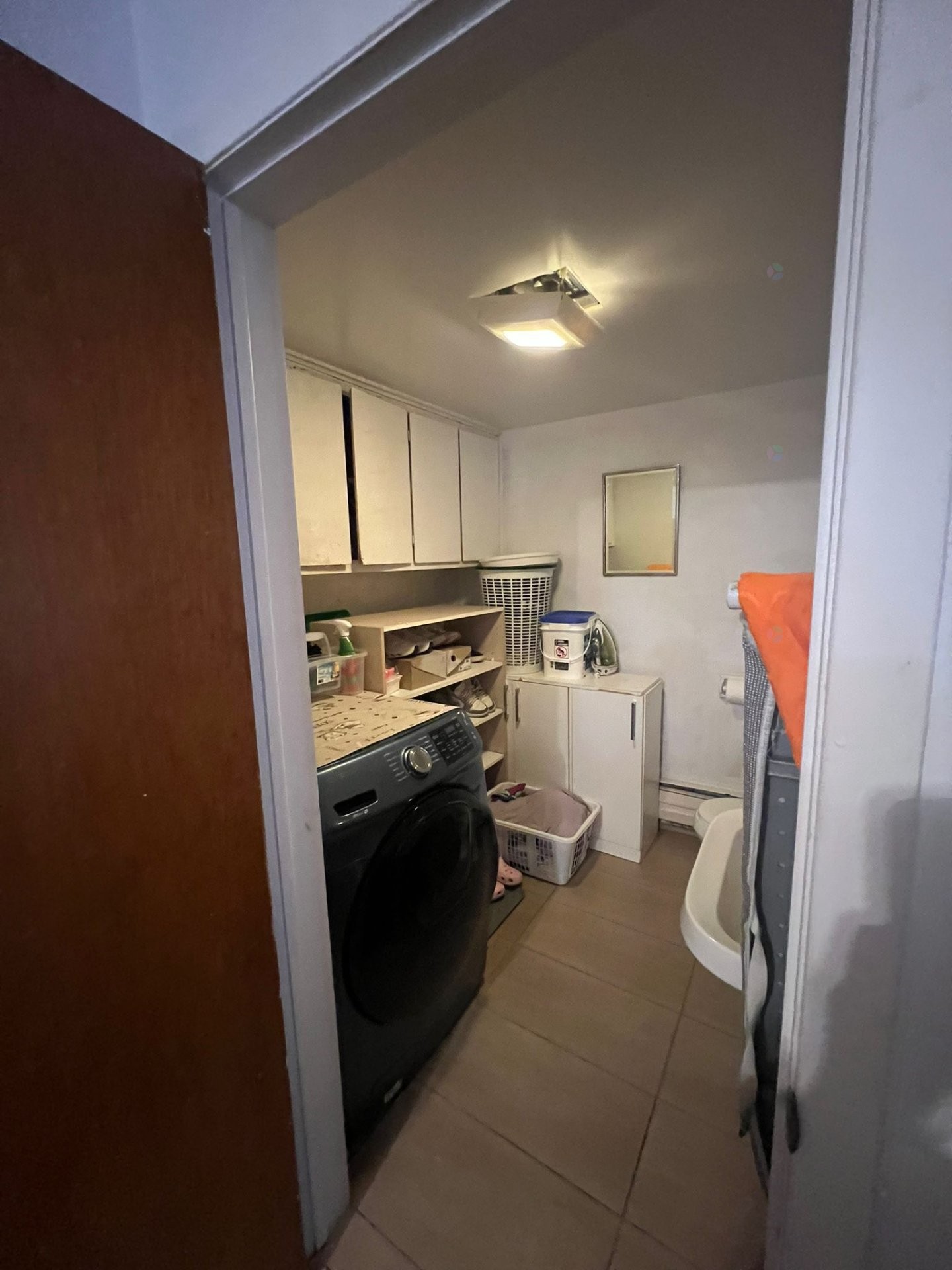 Powder room - 297 Rue Varry, Montréal (Saint-Laurent), QC
