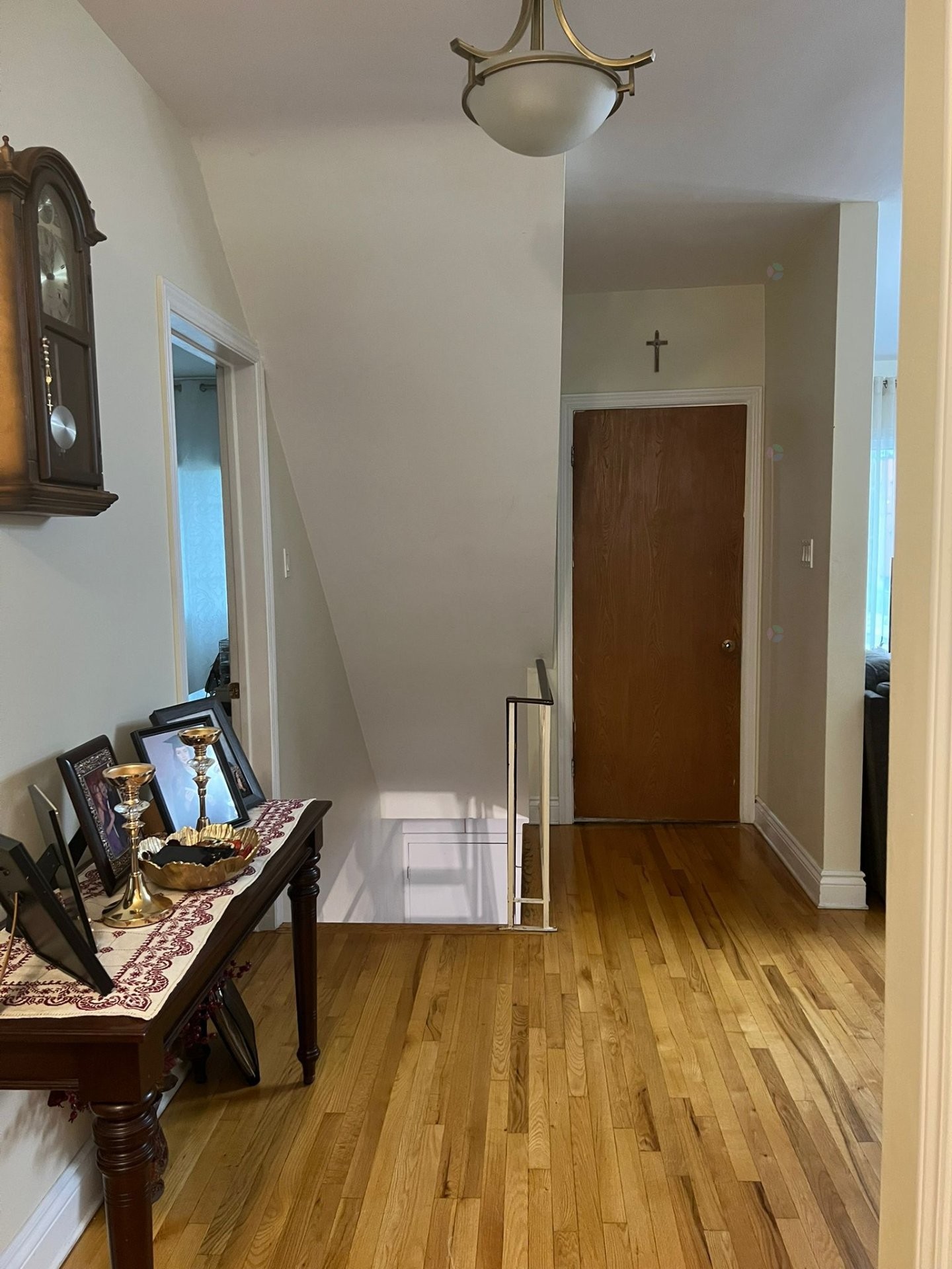 Passageway - 297 Rue Varry, Montréal (Saint-Laurent), QC