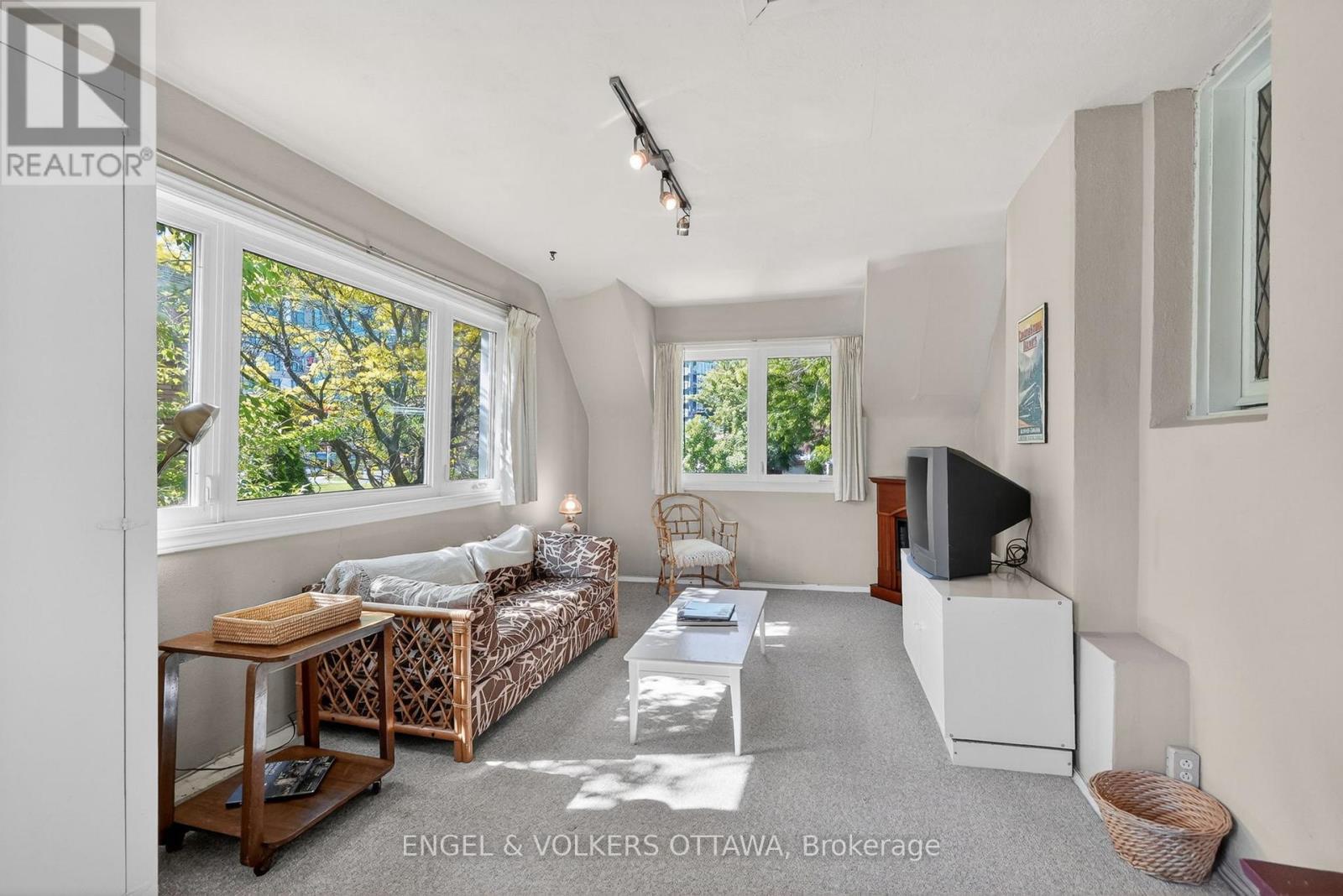 347 Island Park Drive, Ottawa, ON