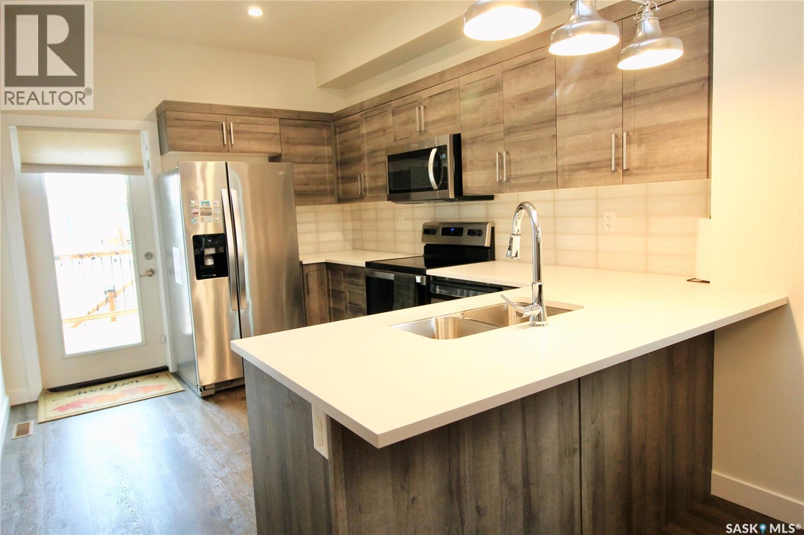 215 Thakur Street, Saskatoon, SK