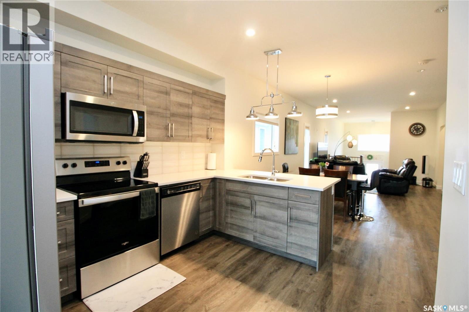 215 Thakur Street, Saskatoon, SK