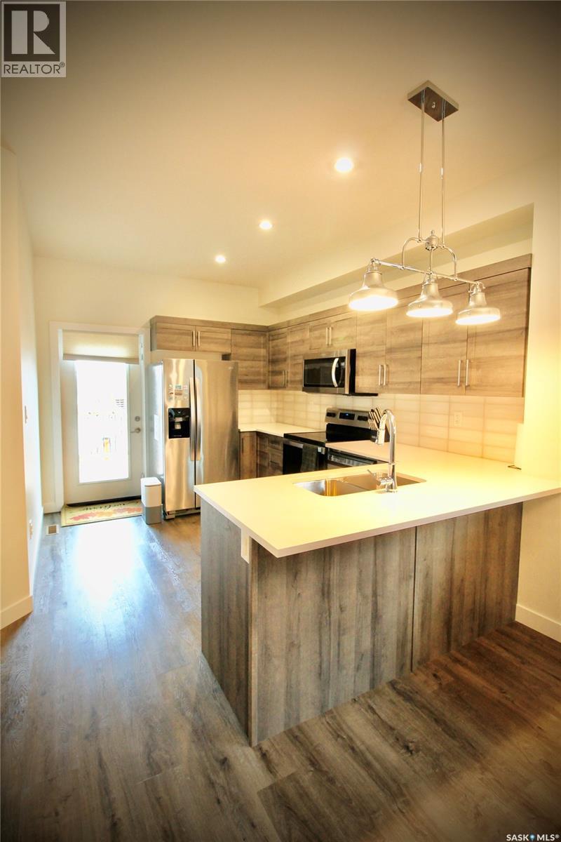 215 Thakur Street, Saskatoon, SK