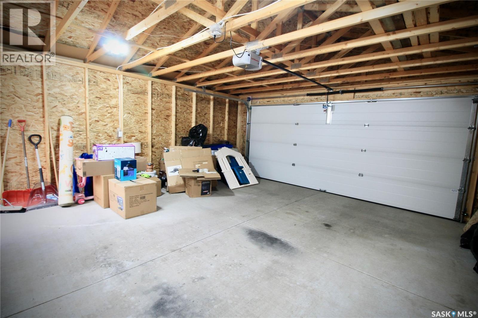 215 Thakur Street, Saskatoon, SK