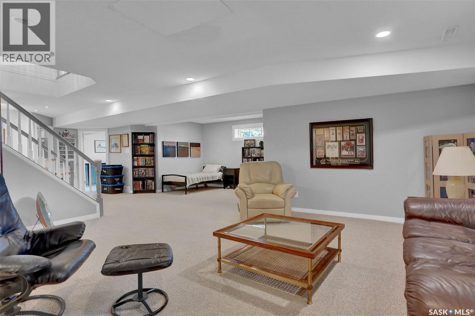 3320 Buckingham Drive E, Regina, SK