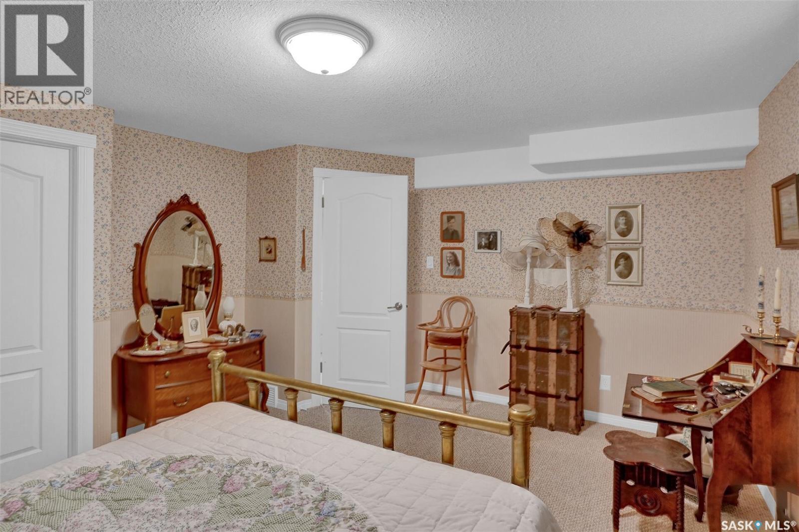 3320 Buckingham Drive E, Regina, SK