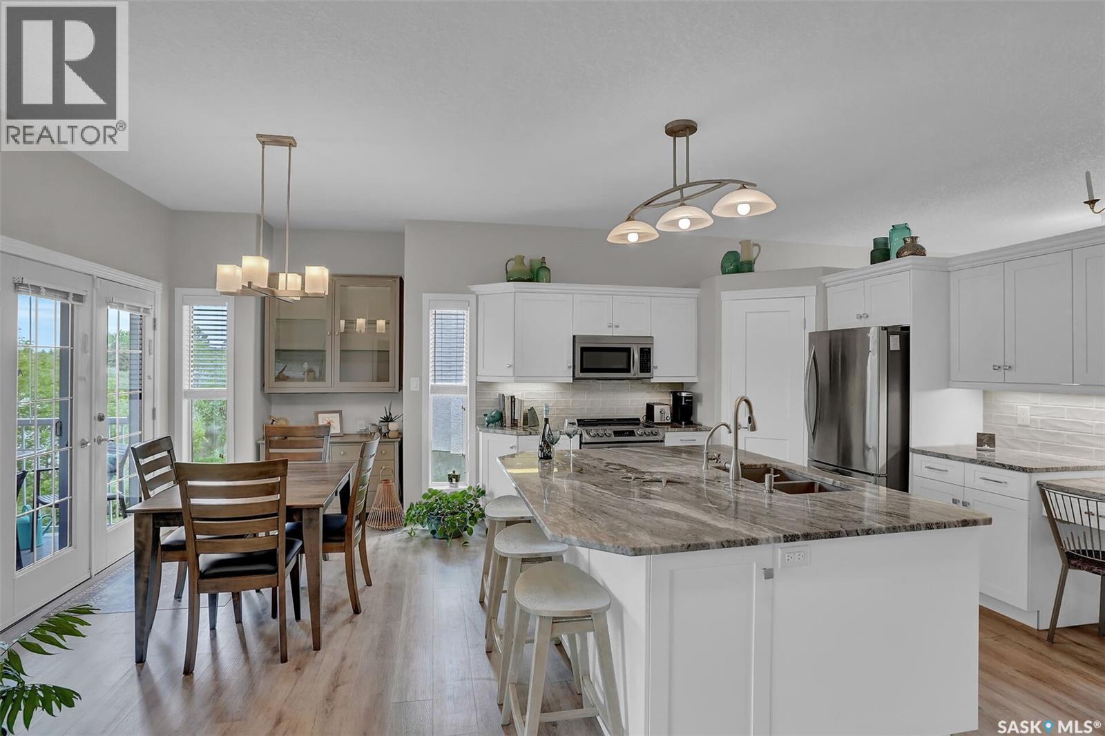 3320 Buckingham Drive E, Regina, SK