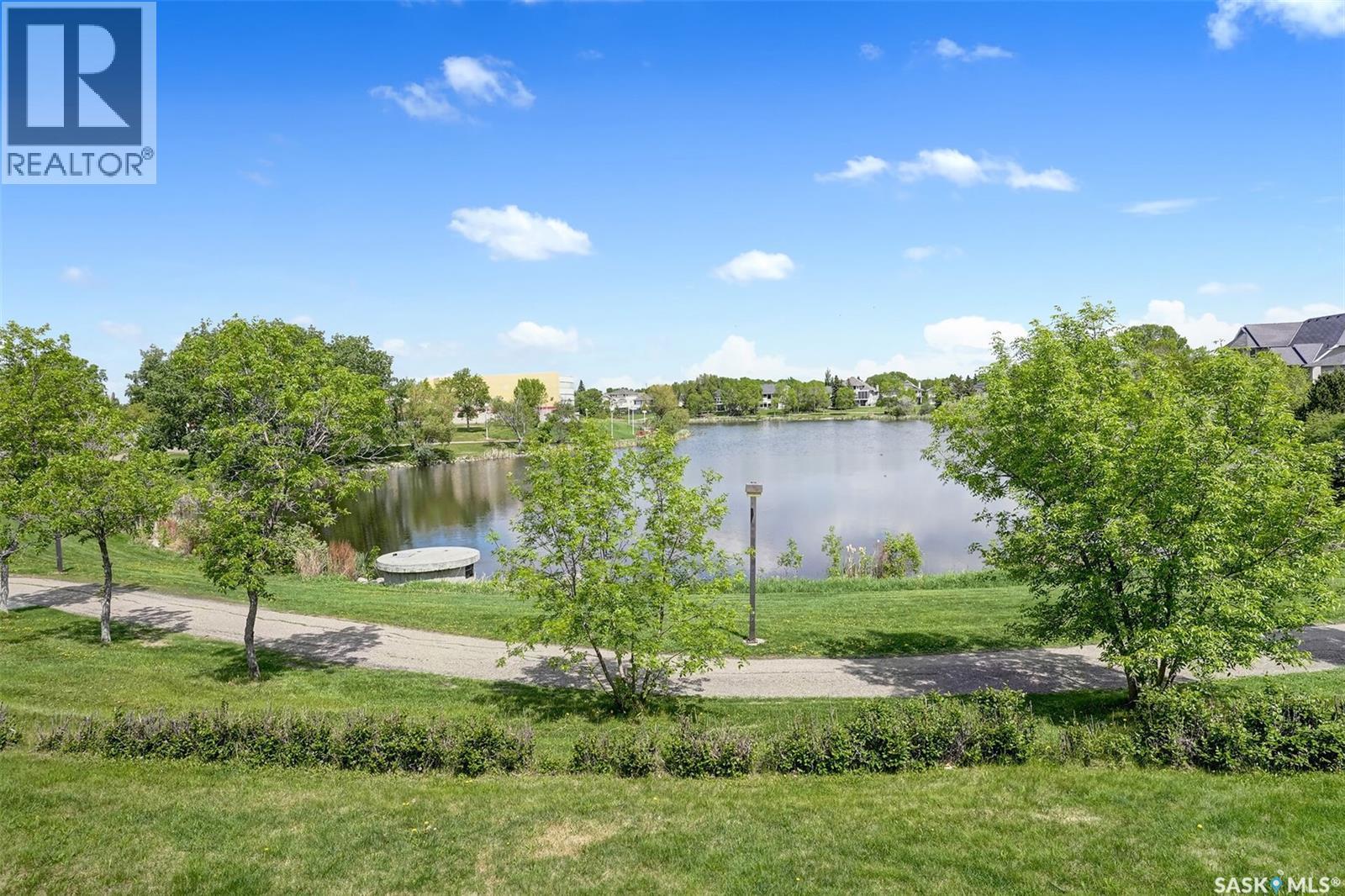3320 Buckingham Drive E, Regina, SK