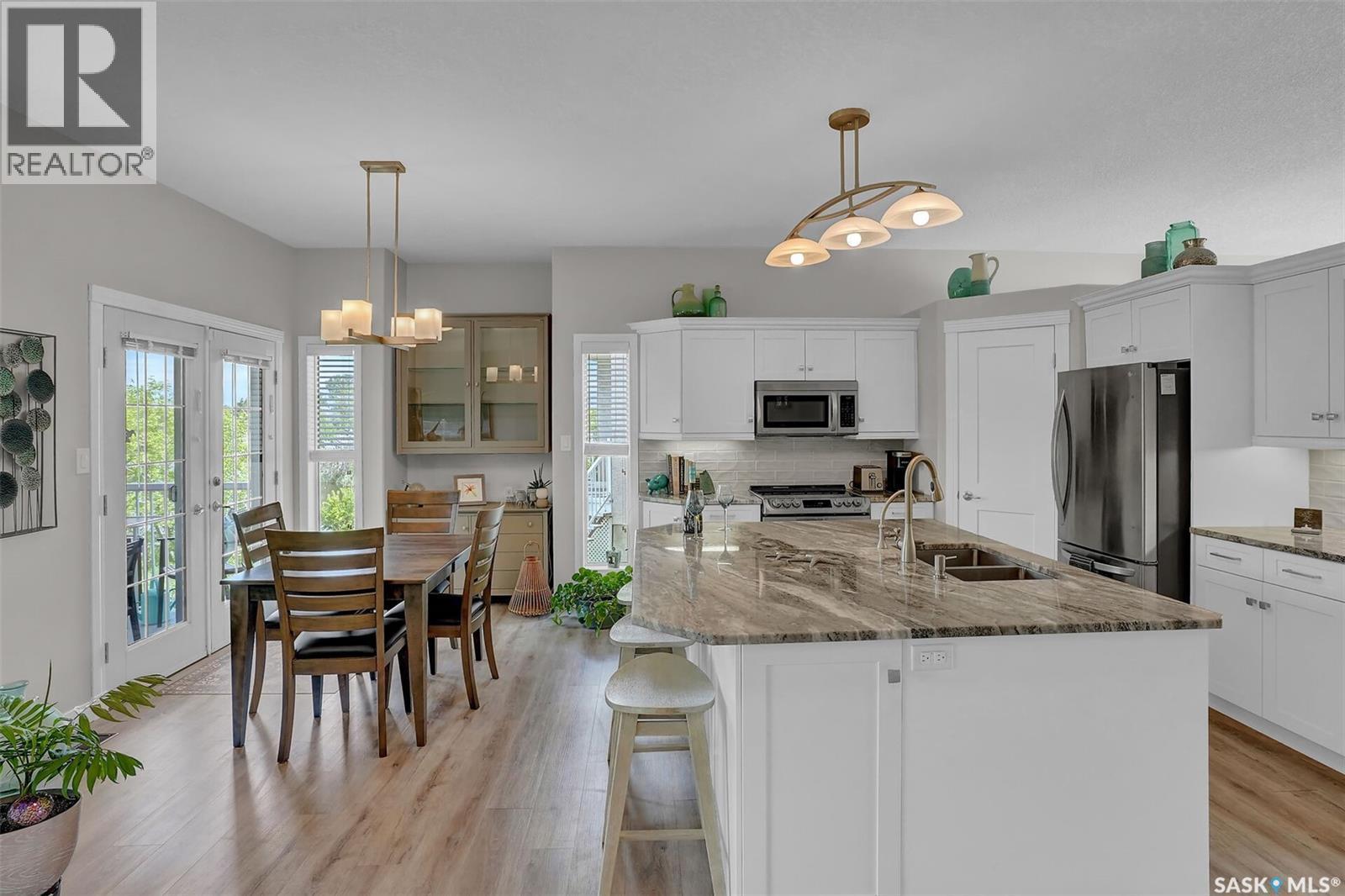 3320 Buckingham Drive E, Regina, SK