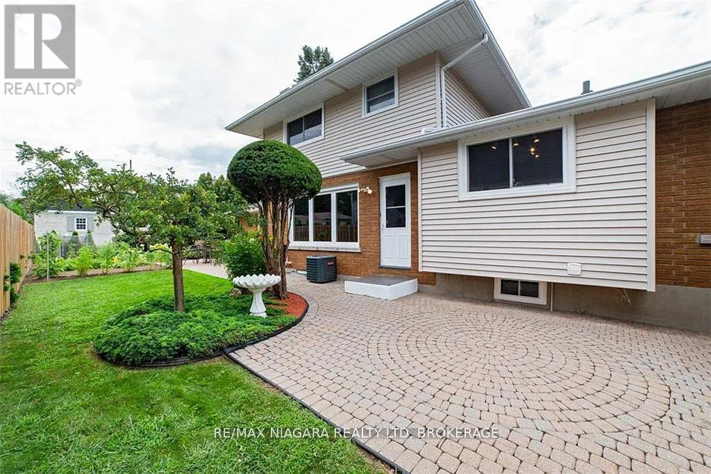 4 Tanner Circle, St. Catharines (Lakeshore), ON
