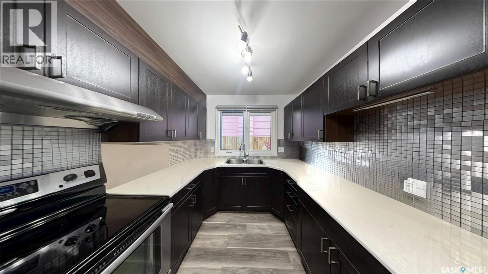2 Mcdougall Crescent, Saskatoon, SK