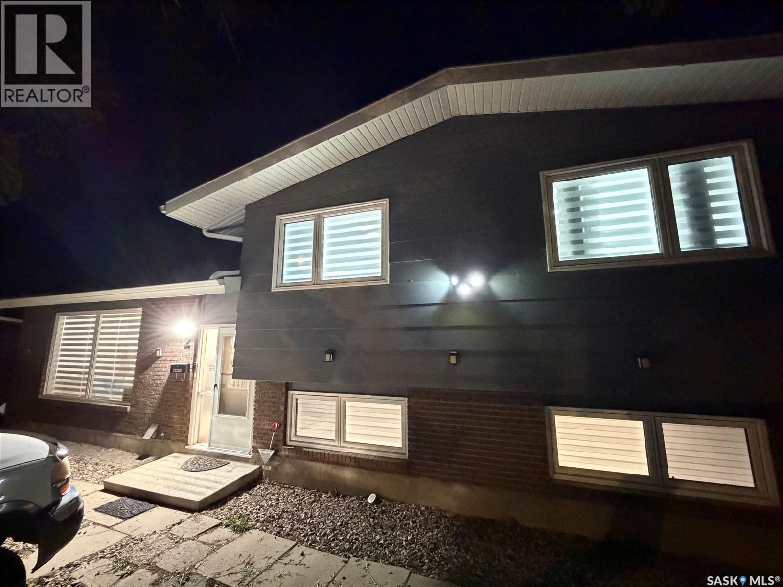2 Mcdougall Crescent, Saskatoon, SK