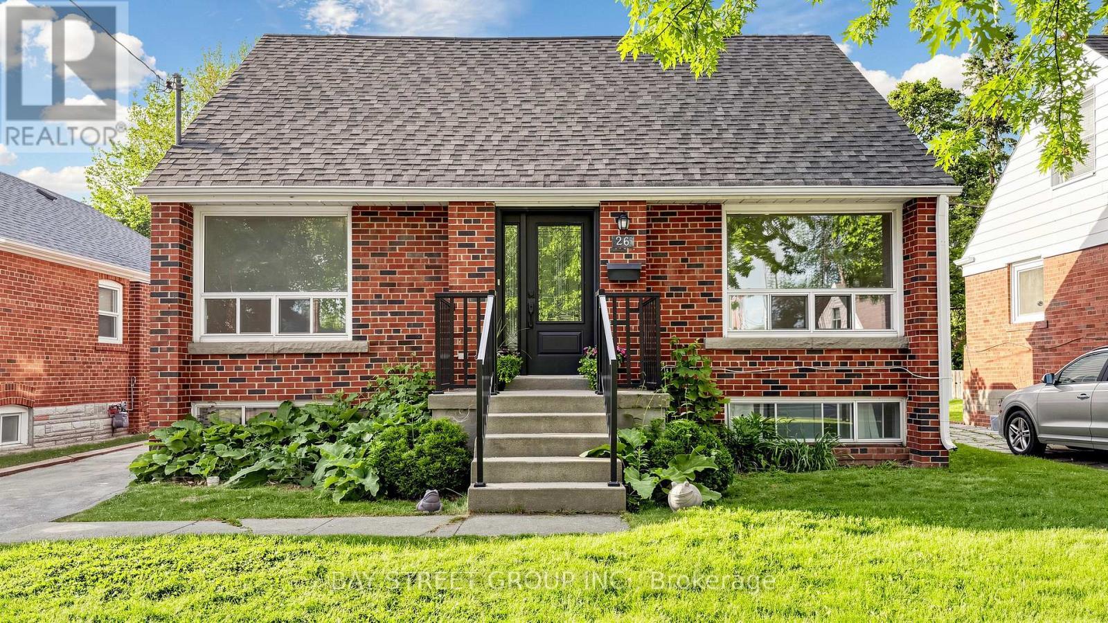 Main Entrance - 26 Innismore Crescent E, Toronto, ON