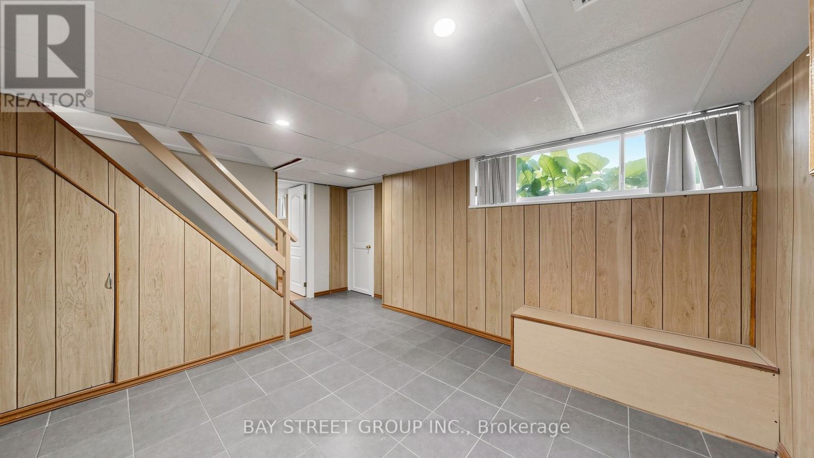 Basement Living Roo - 26 Innismore Crescent E, Toronto, ON