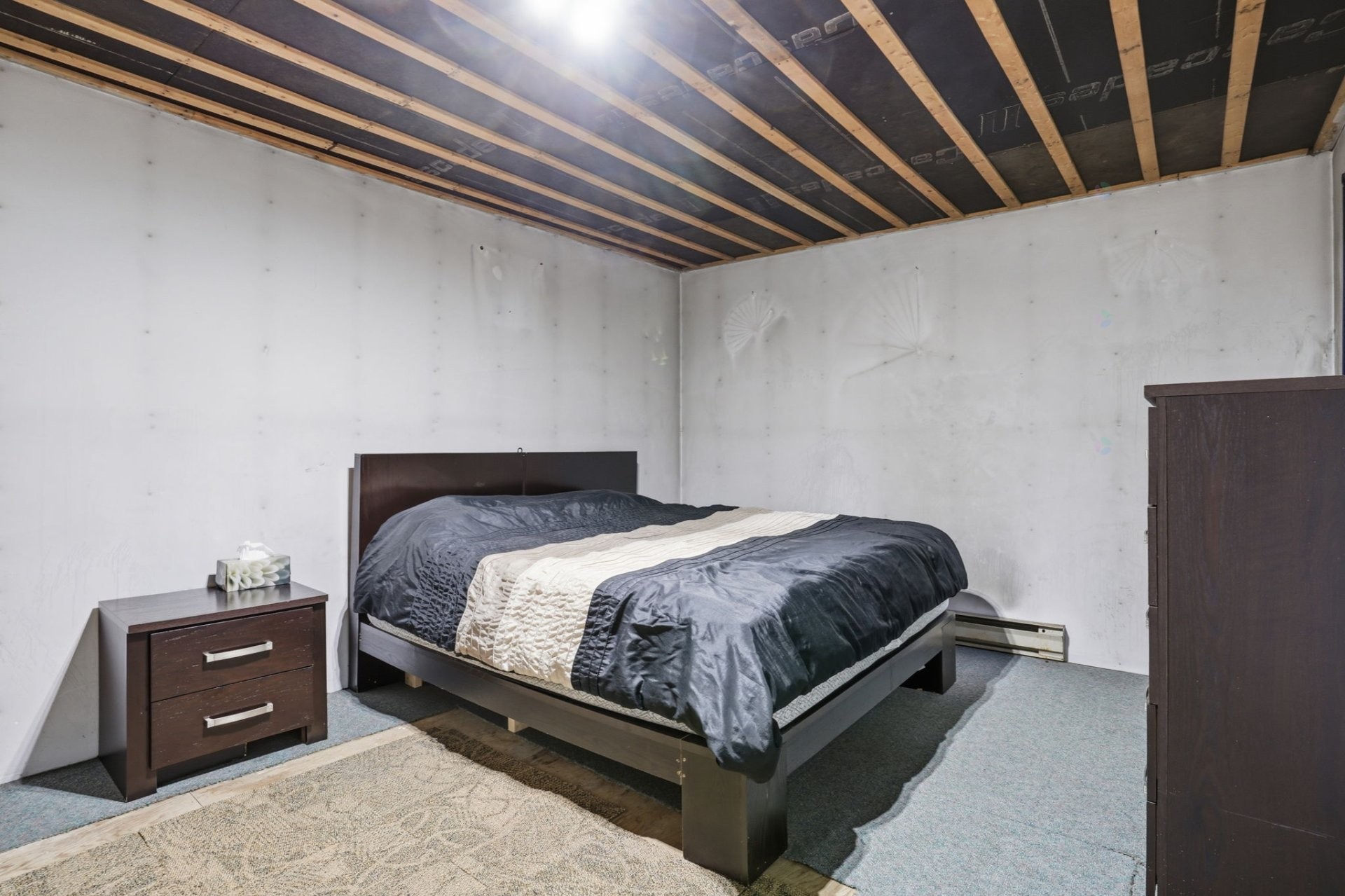 Master Bedroom - 135 Ch. Laporte, Val-Des-Bois, QC