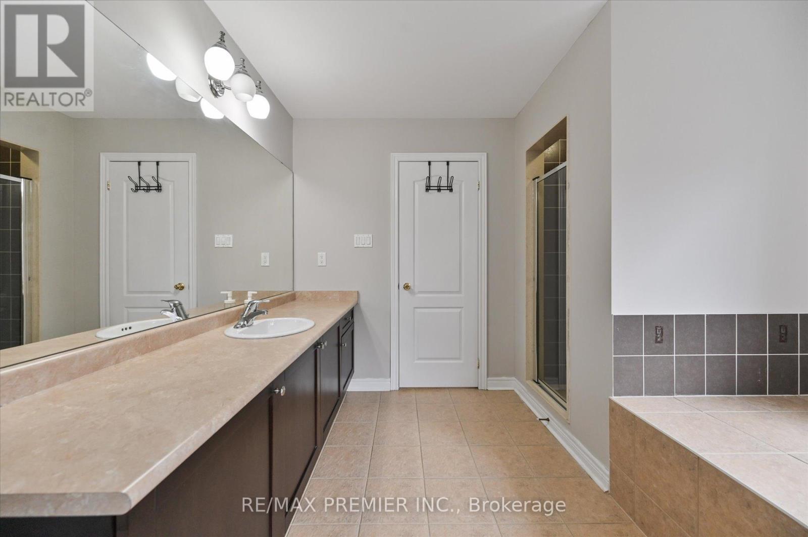 170 Ascalon Drive, Vaughan, ON