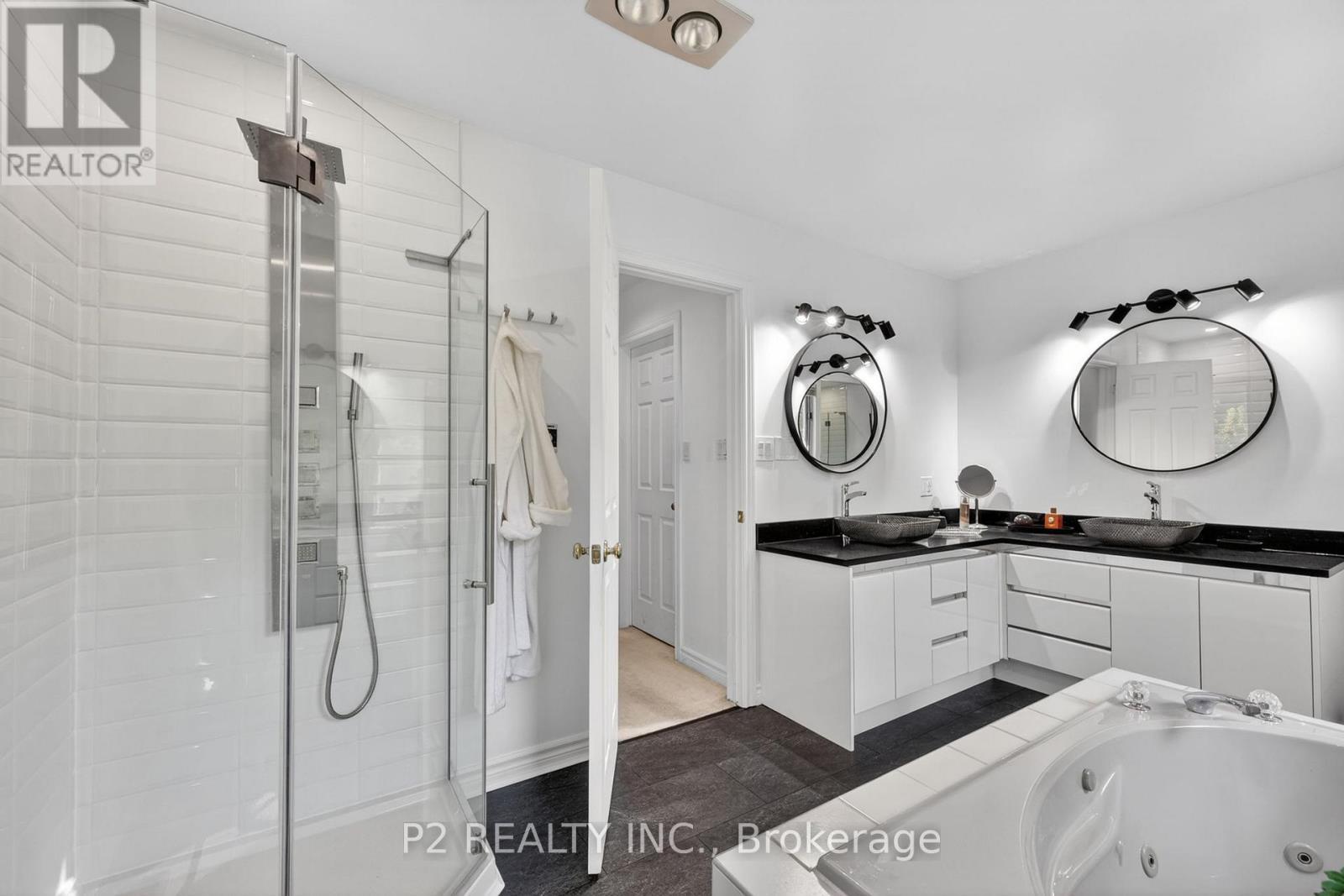 35 Jodies Lane, Springwater, ON