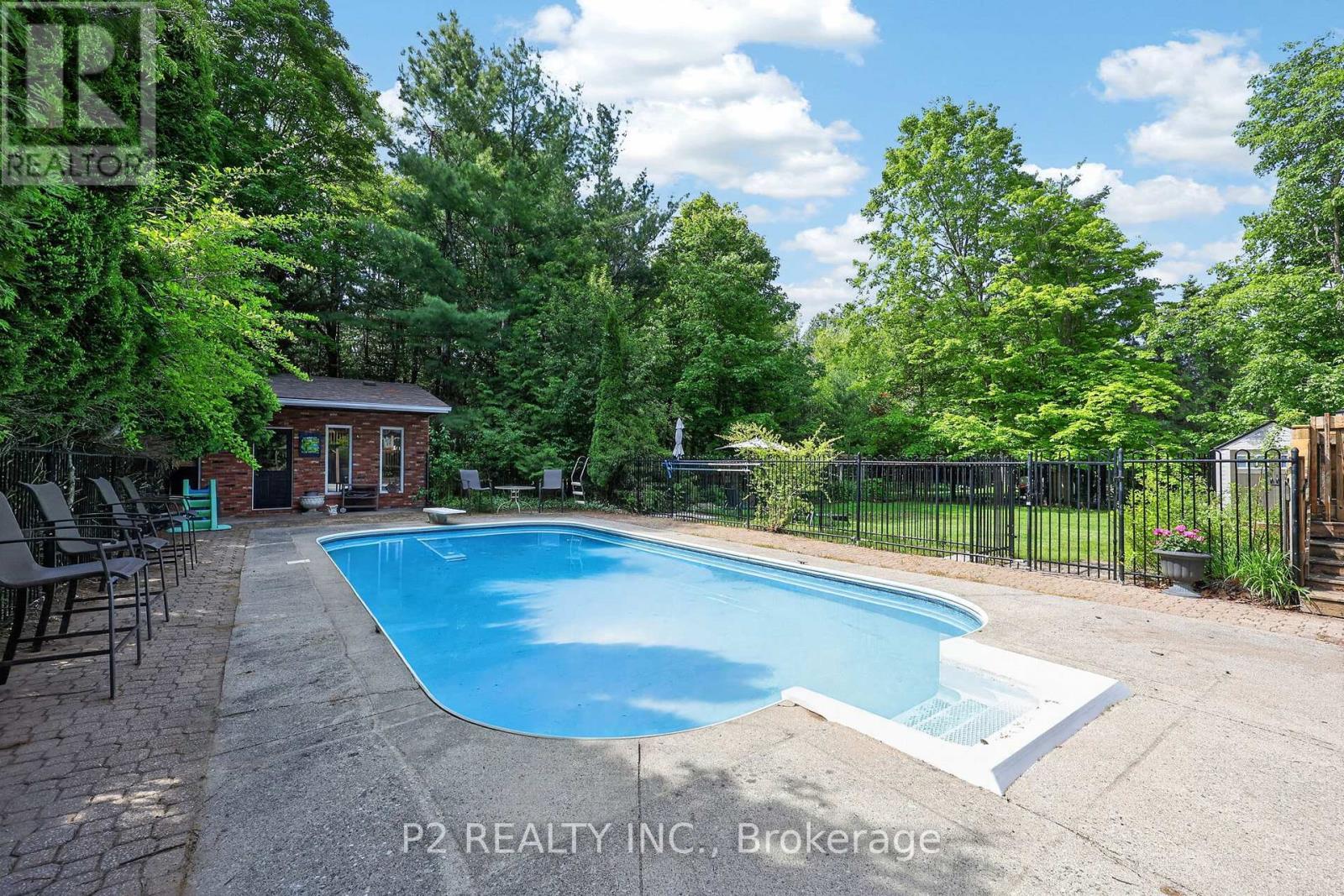 35 Jodies Lane, Springwater, ON