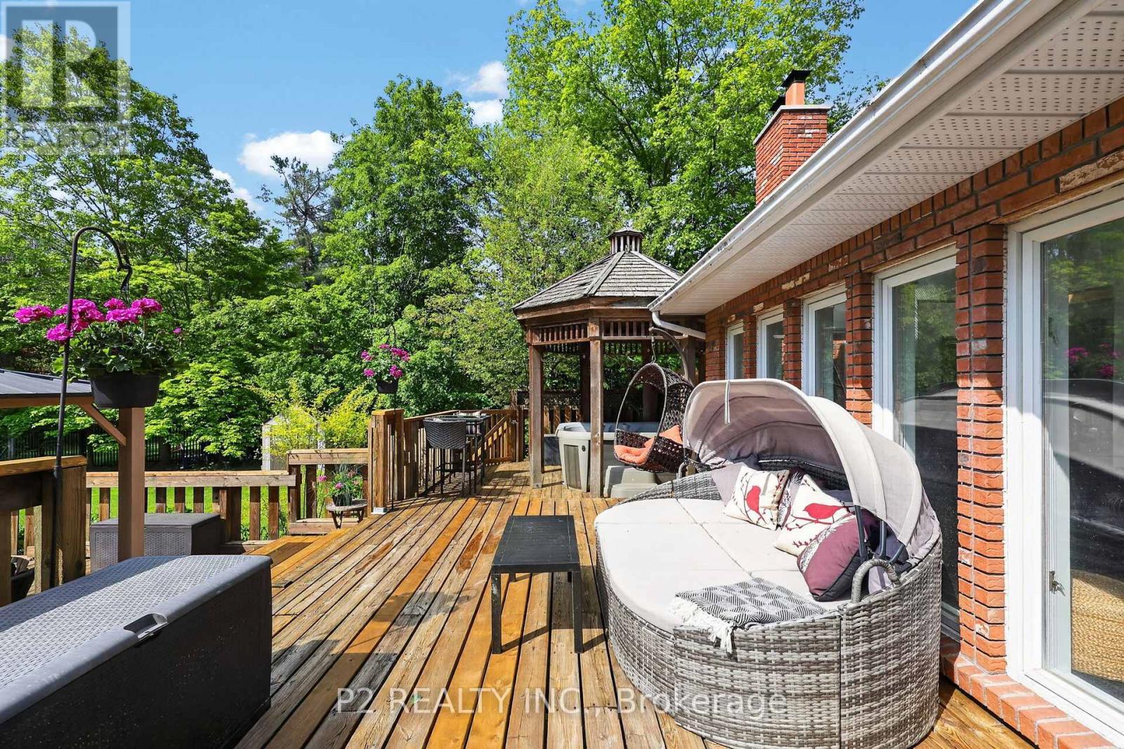 35 Jodies Lane, Springwater, ON