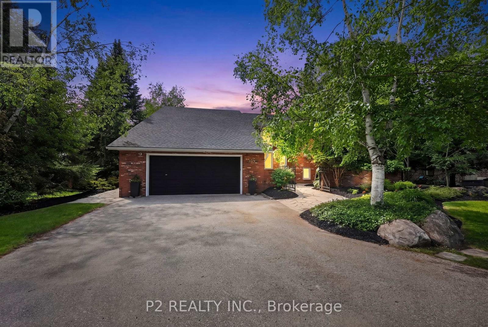 35 Jodies Lane, Springwater, ON