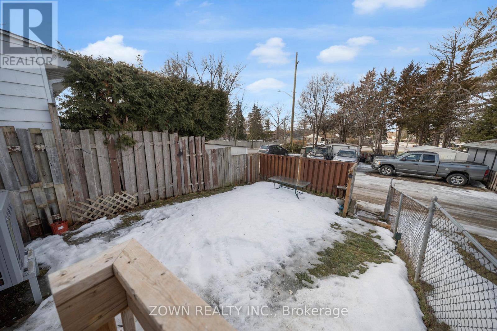 8312 Kipling Avenue, Vaughan, ON