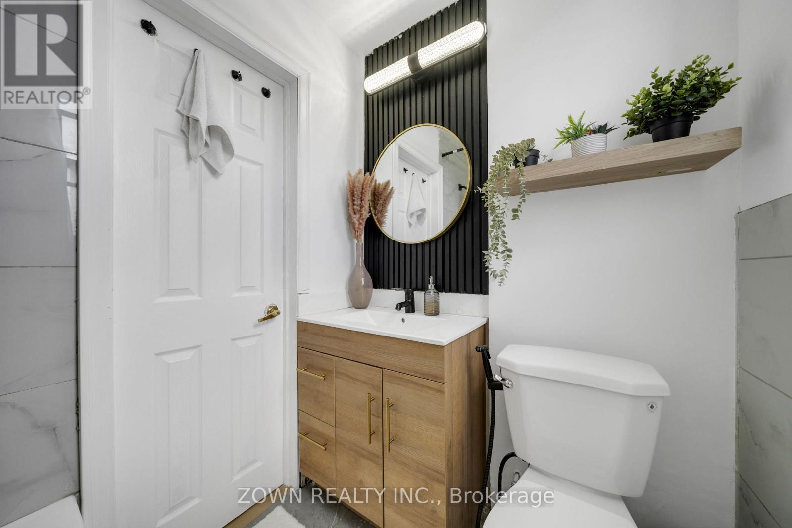 8312 Kipling Avenue, Vaughan, ON