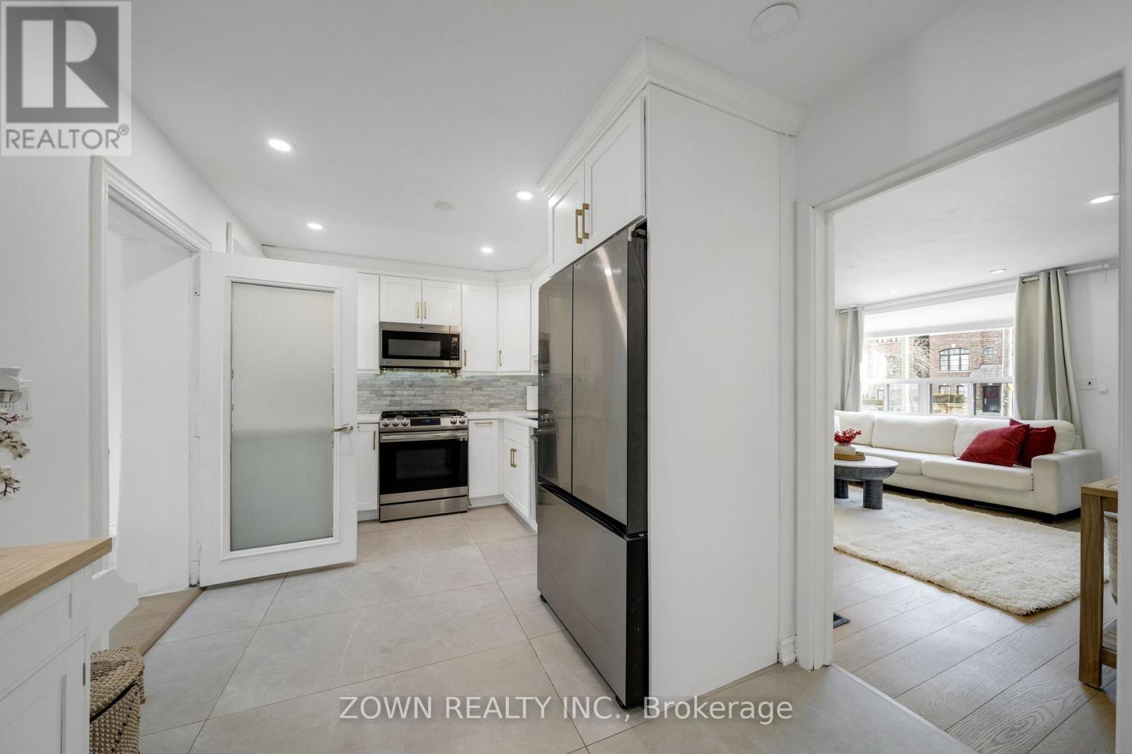 8312 Kipling Avenue, Vaughan, ON