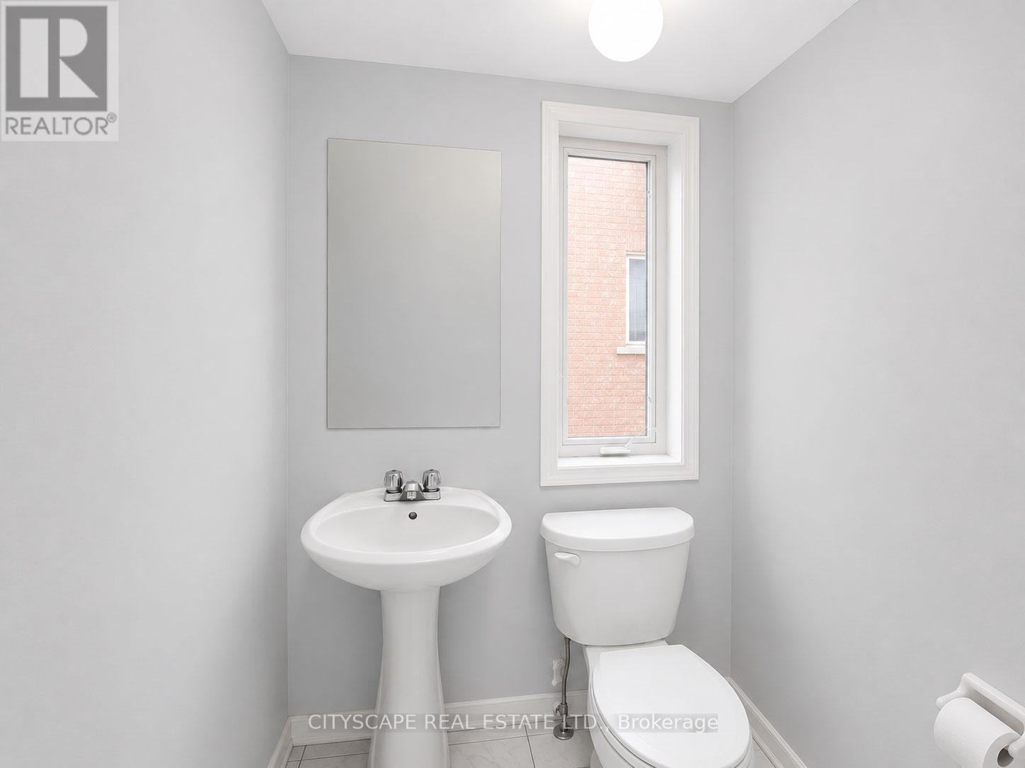 29 Centrepark Drive, Toronto, ON