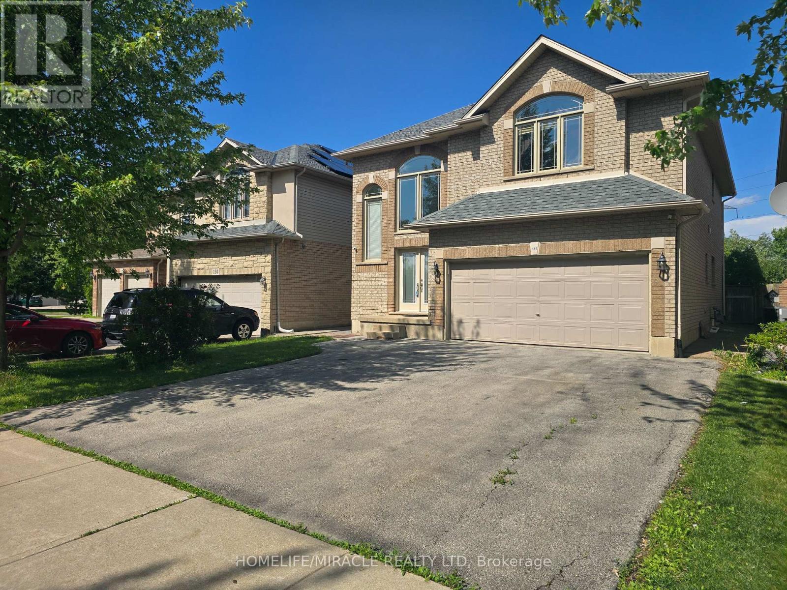 197 Cloverleaf Drive, Hamilton, ON