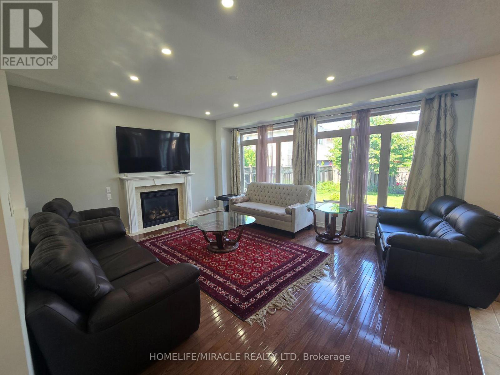 197 Cloverleaf Drive, Hamilton, ON