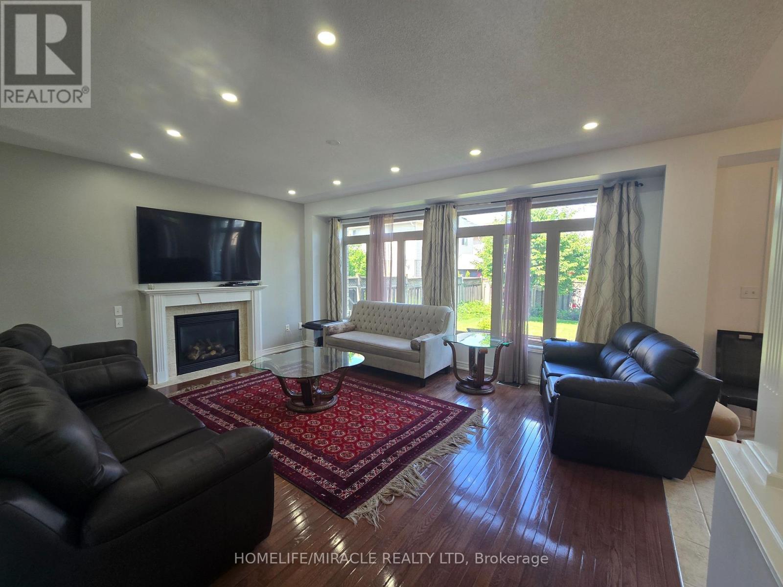 197 Cloverleaf Drive, Hamilton, ON