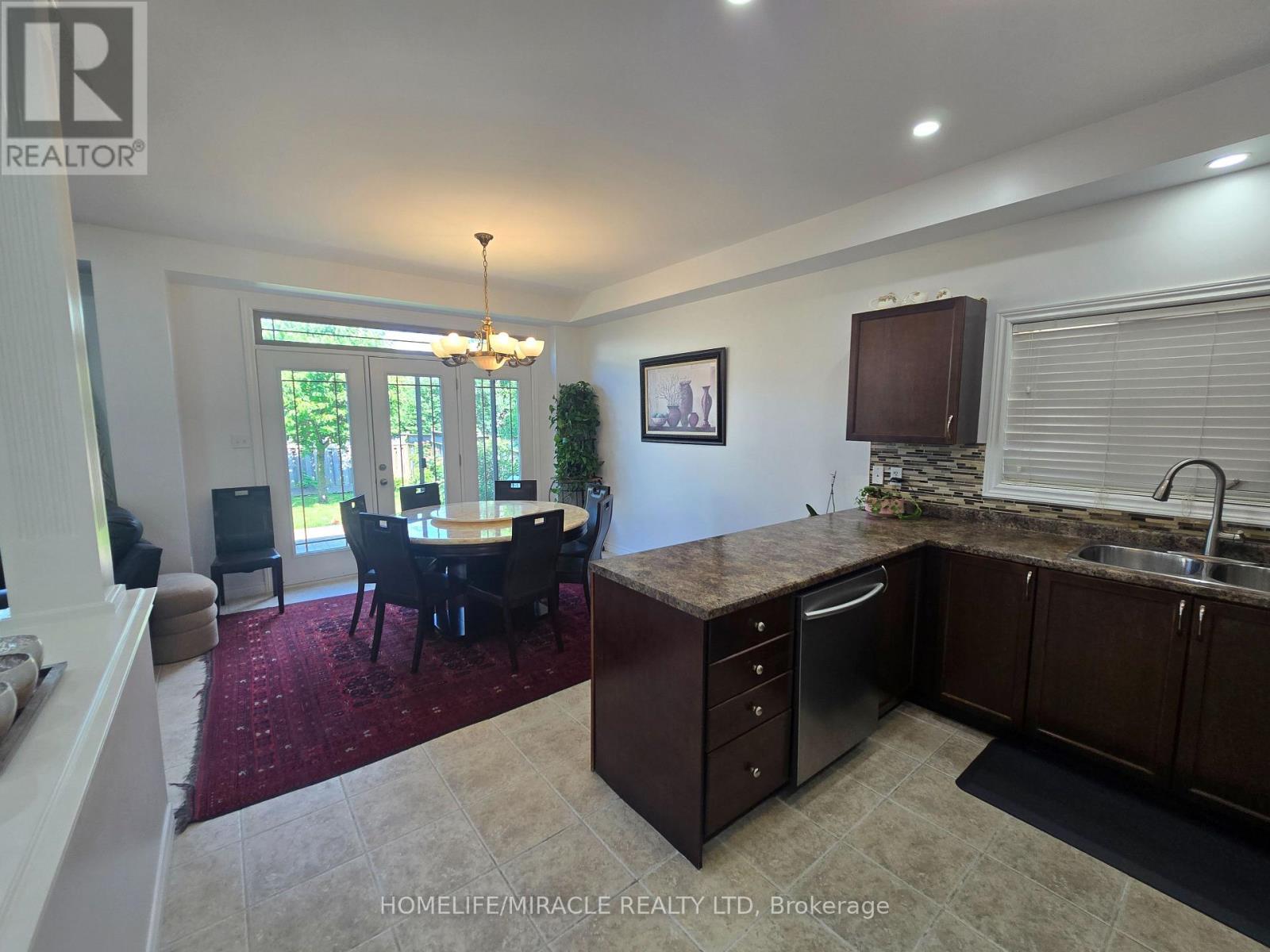 197 Cloverleaf Drive, Hamilton, ON