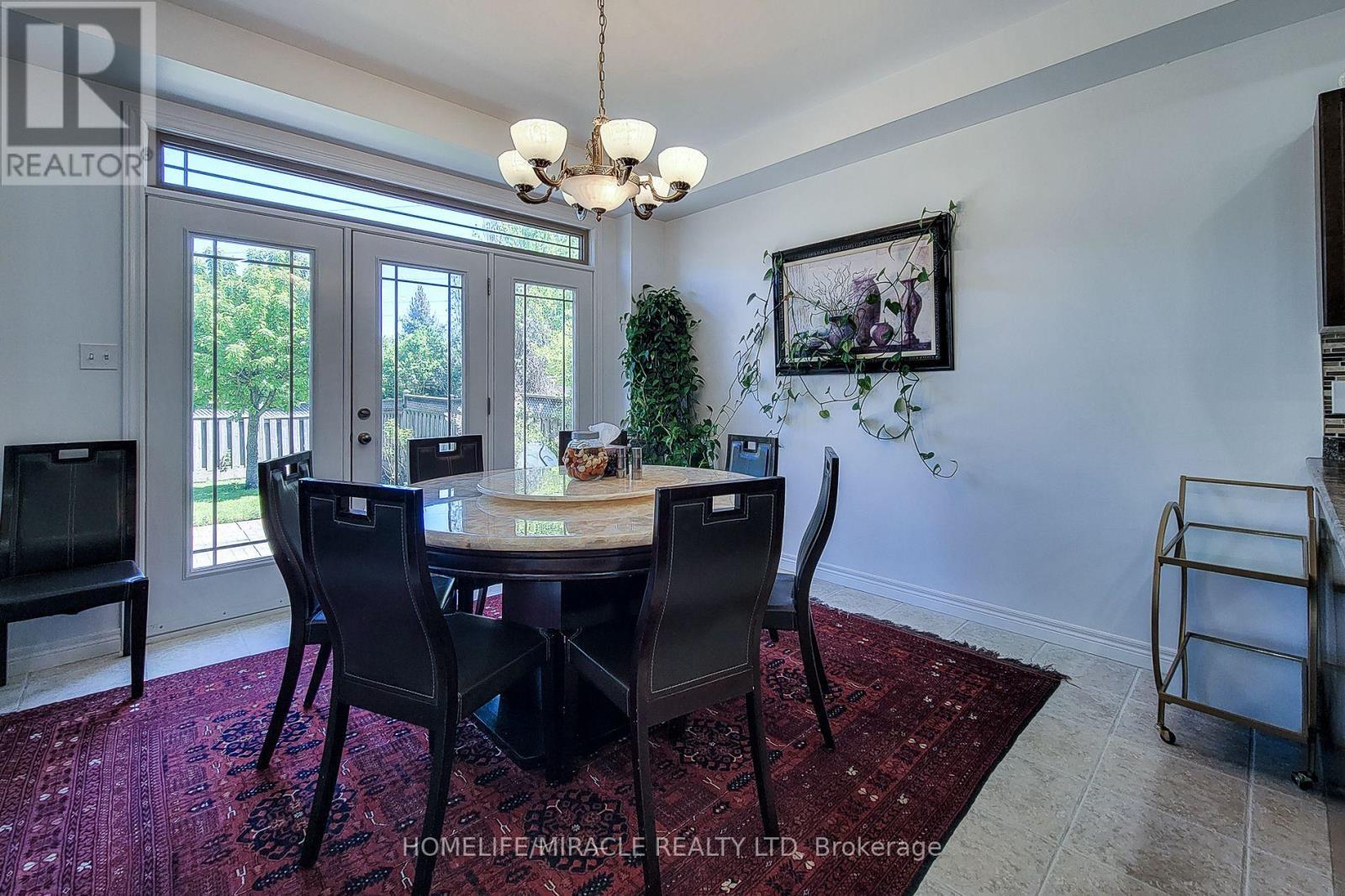 197 Cloverleaf Drive, Hamilton, ON