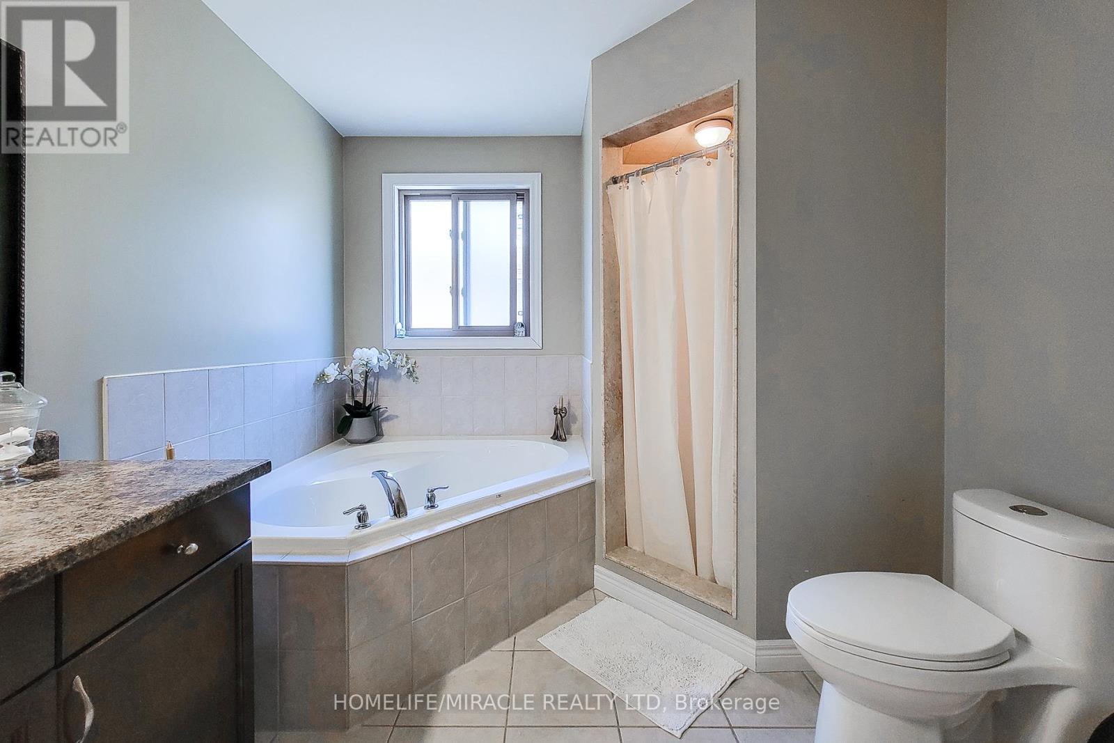 197 Cloverleaf Drive, Hamilton, ON